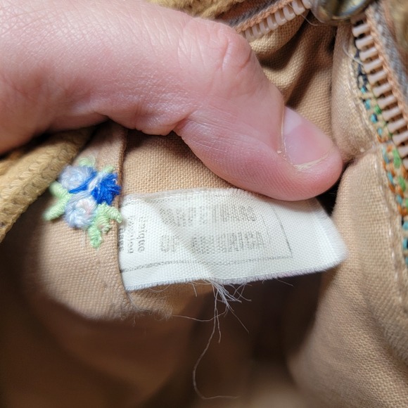 Vintage 1970's Carpet Bags Of America Gold Velvet Shoulder Purse With Ribbon - Picture 8 of 9